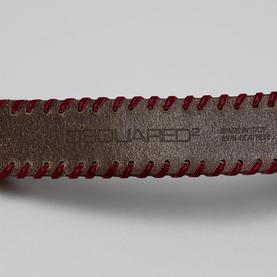 DSQUARED2 レザーベルト 花柄 型押し 赤レース装飾