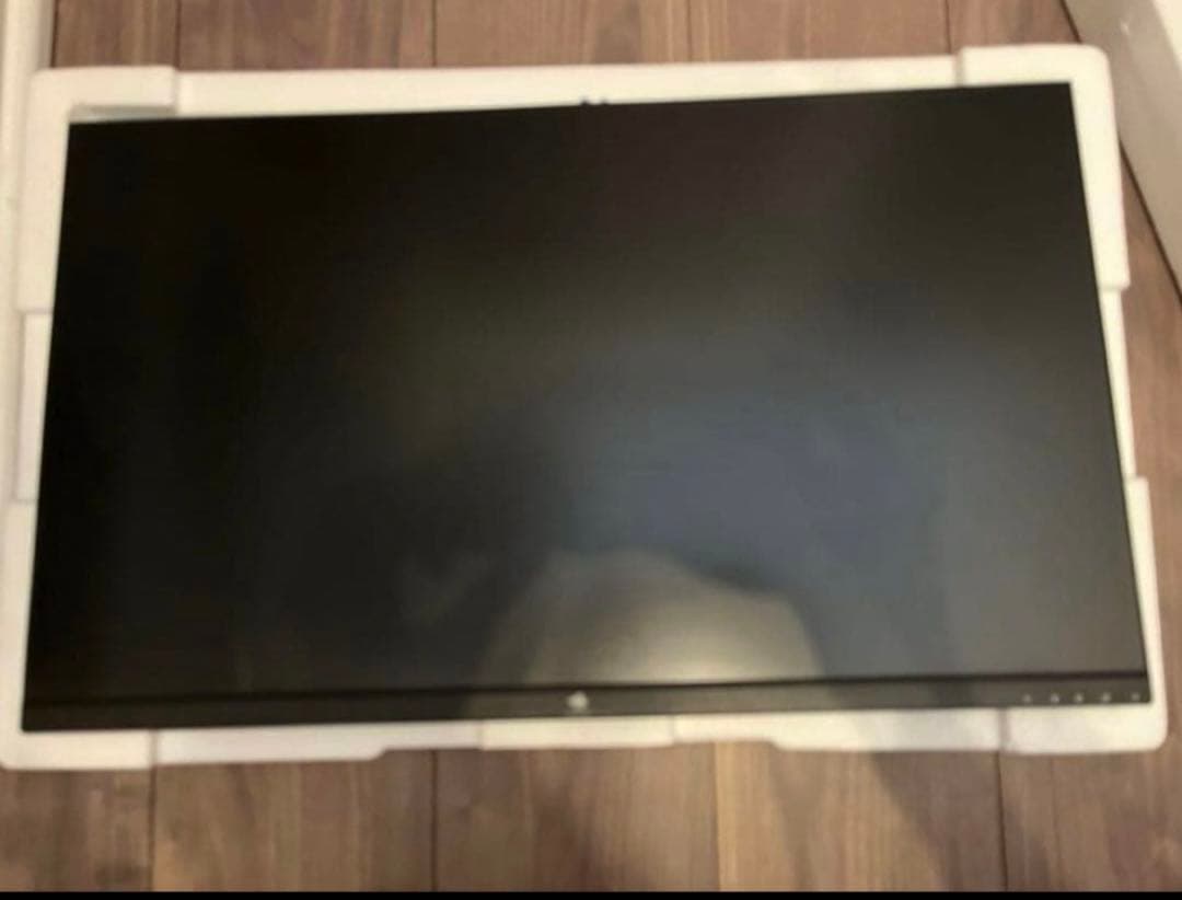 240Hzリフレッシュレートディスプレイ