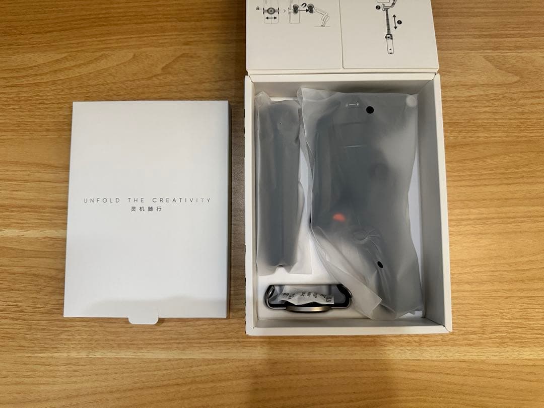 DJI Osmo Mobile 6（スマホ用ジンバル）