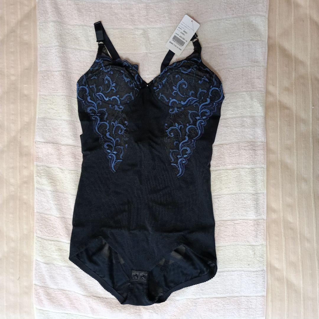 レース付きボディスーツ 黒と青刺繍