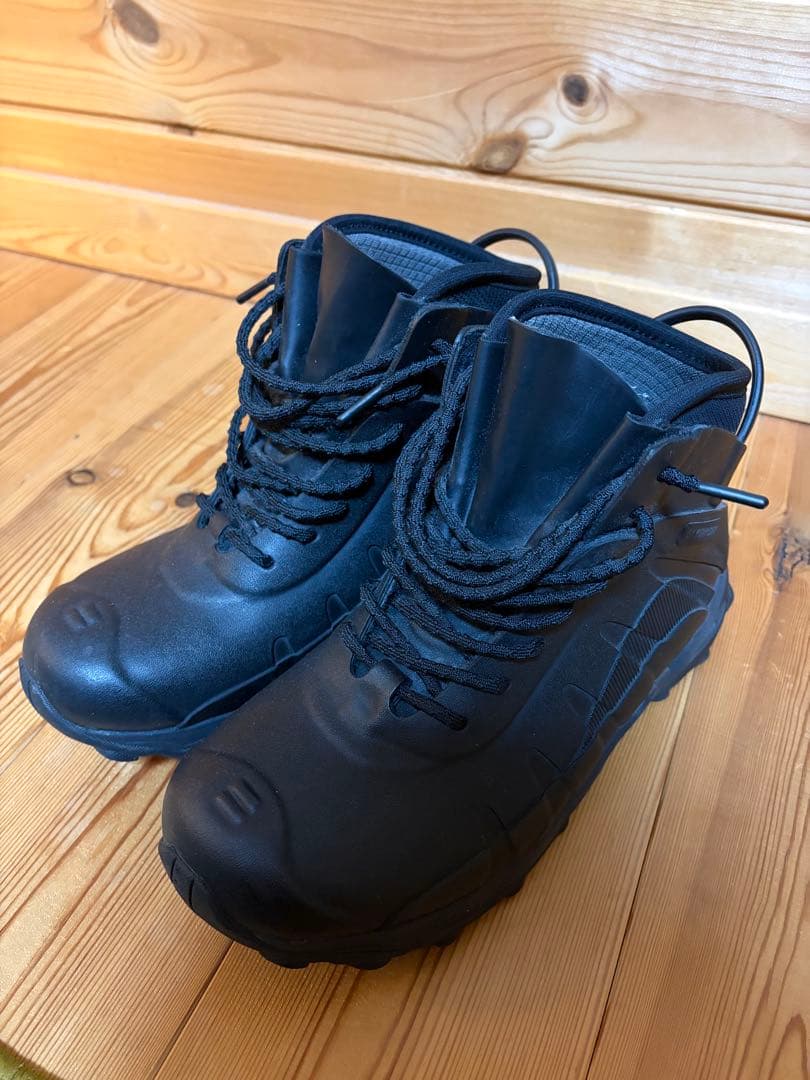 GIVENCHY ブラック スニーカー