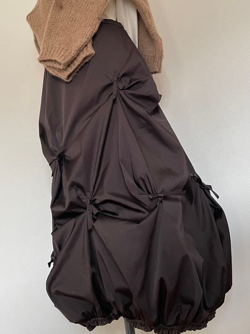 【エイココンドウ】EIKO KONDOアシンメトリーバルーンリボンスカート