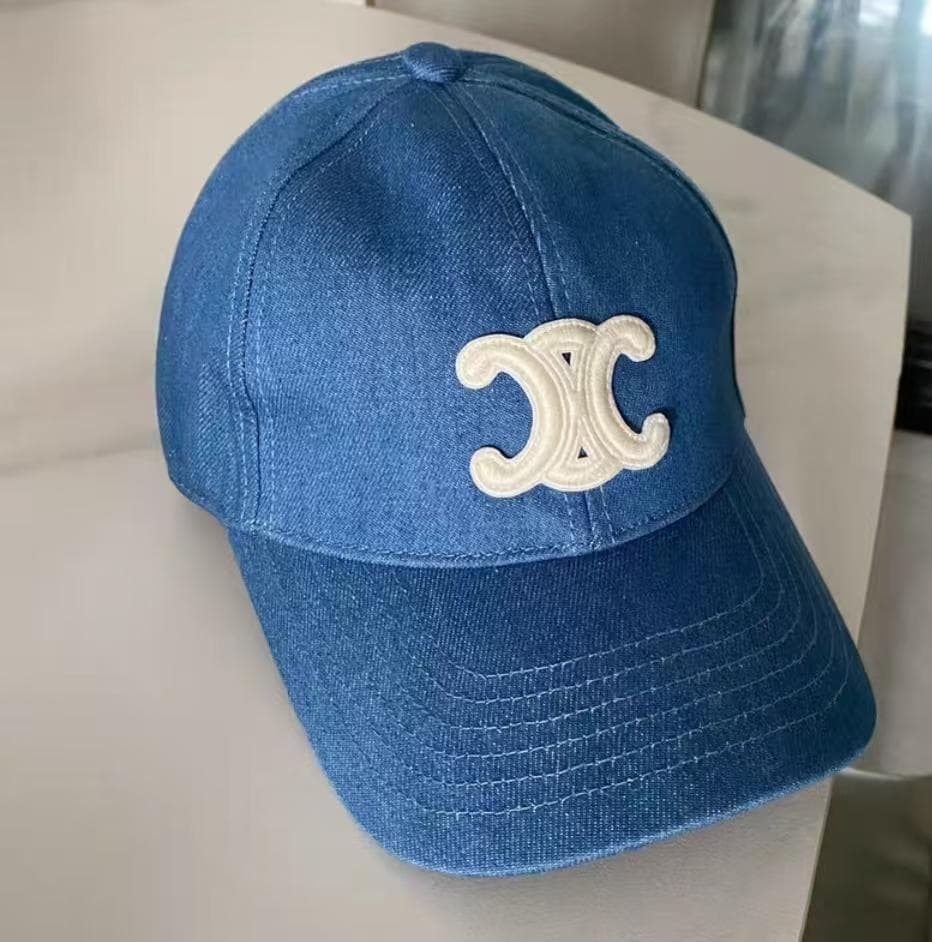 CELINE デニムブルー キャップ
