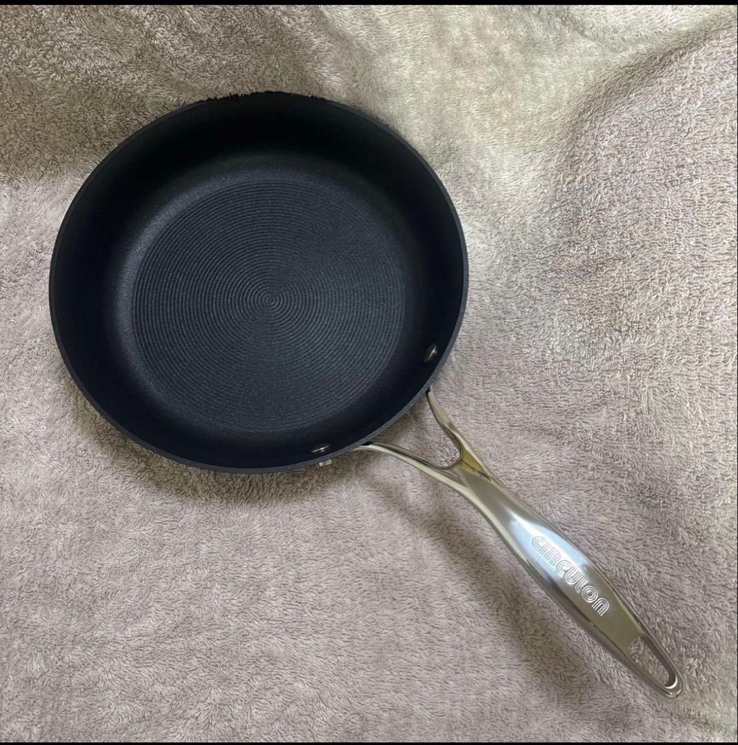 サーキュロン　フライパン　25㎝