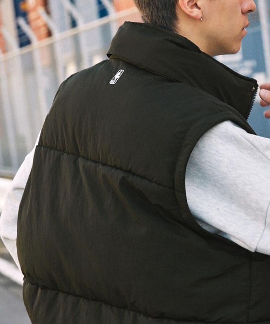 【新品】LAKERS ブラック ダウンジャケット