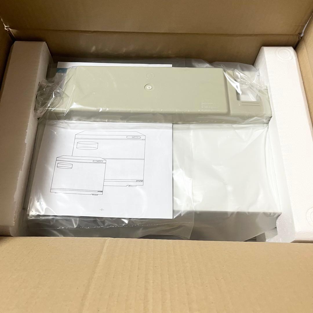 新品未使用 タオルウォーマー ホワイト (前開き) 18L タオル おしぼり