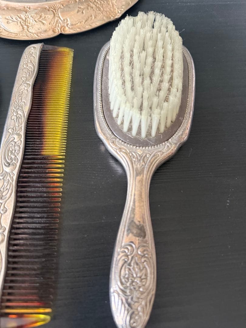 アンティーク　シルバーのバニティ5点セット