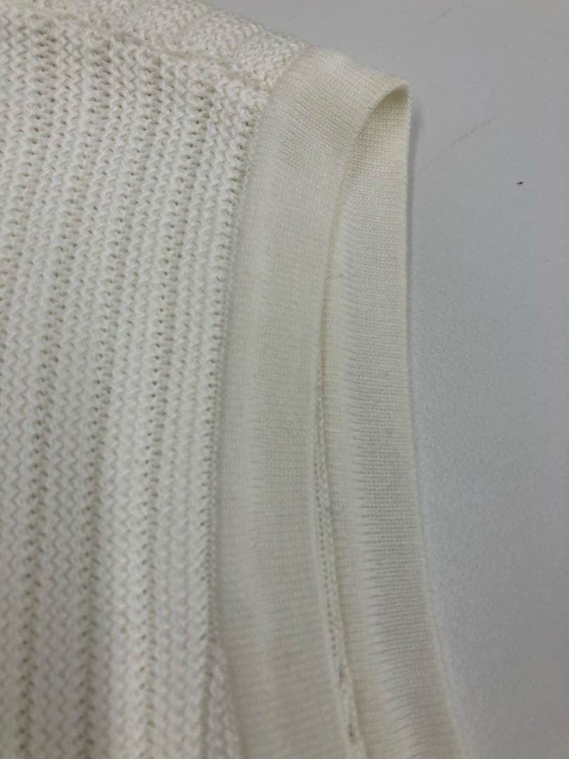 シャネルレディース ノースリーブ ニット CHANELホワイト白 【中古品】　Y