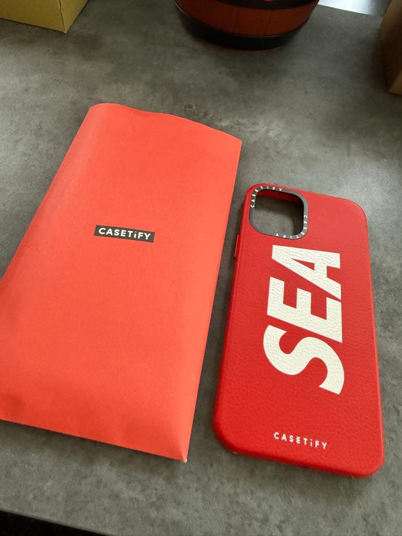 CASETiFY SEA iPhone用ケース レッド