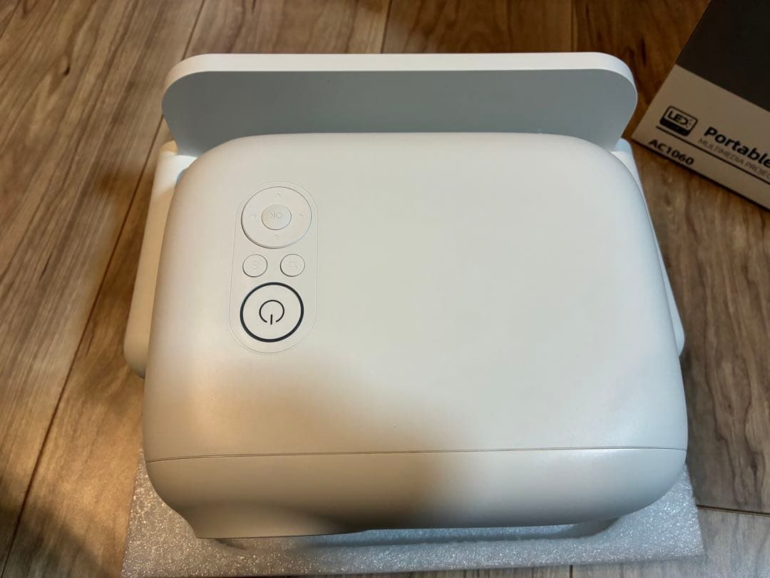 値下げ✨新品✨ プロジェクター ✨Netflix公式認証ブランド✨BETTDOW