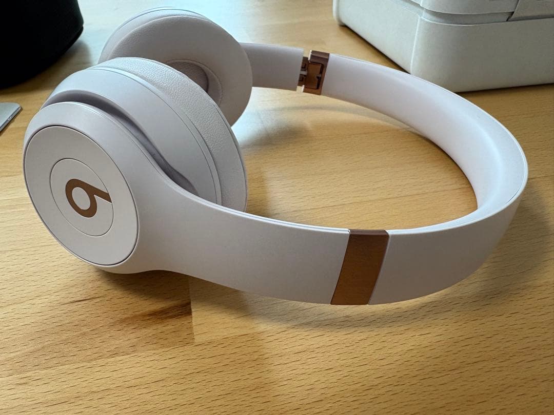 ヘッドホン Beats Solo4 cloud pink