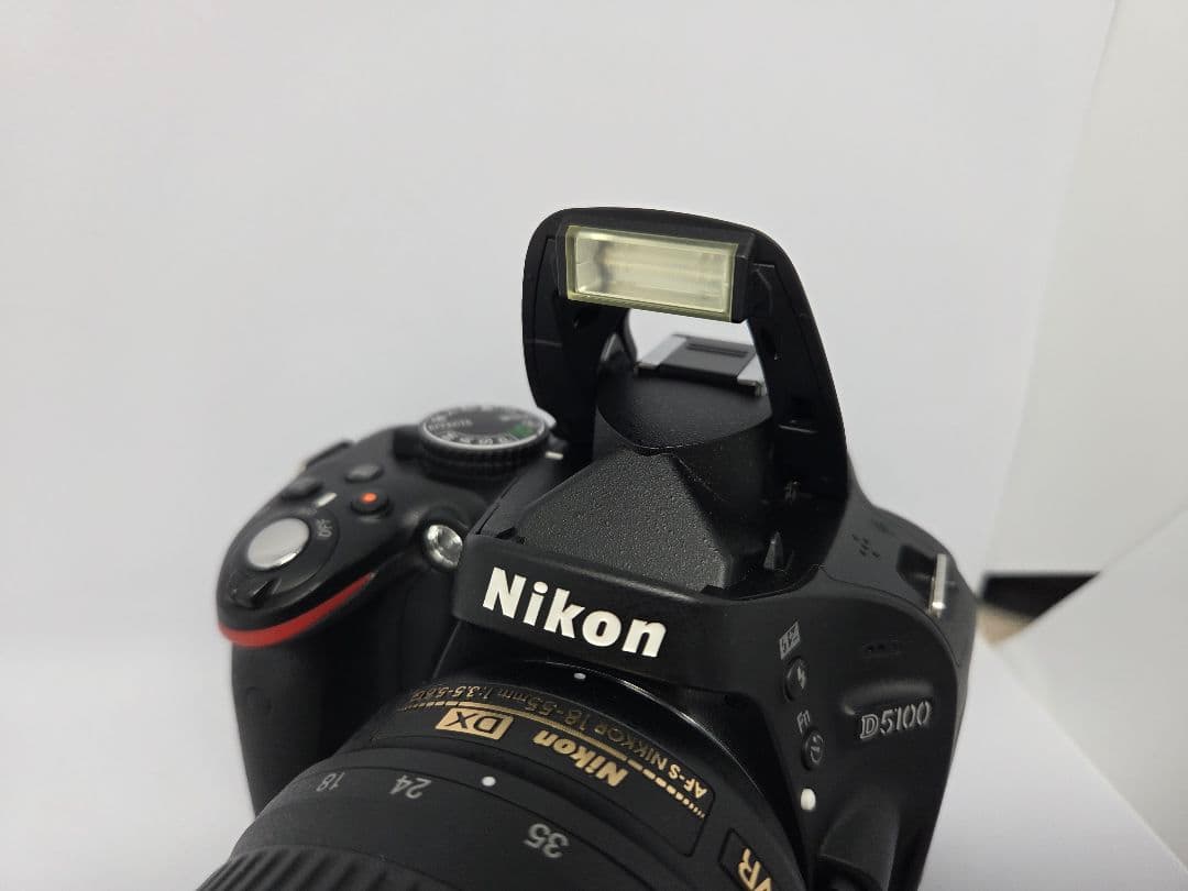 デジタルカメラ Nikon D5100