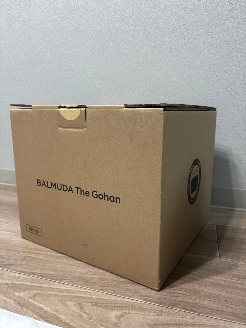 最新型K08A-WH バルミューダ炊飯器　新品未使用