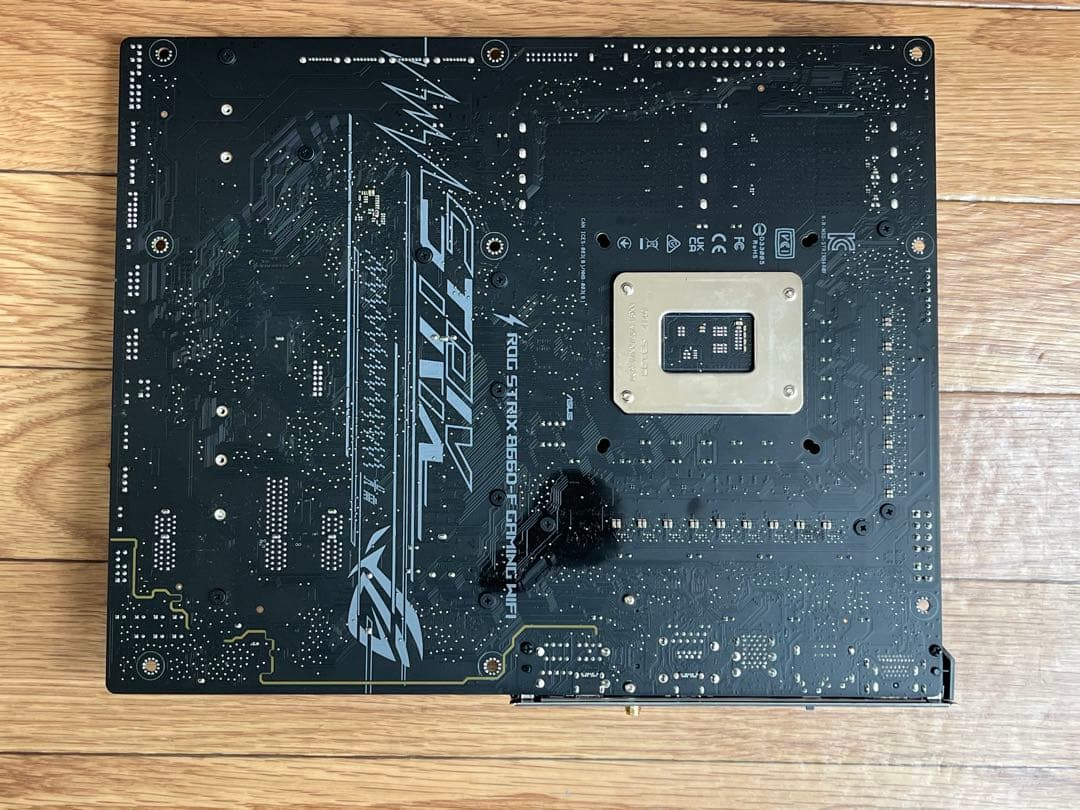 ROG STRIX B660-F GAMING WIFI マザーボード