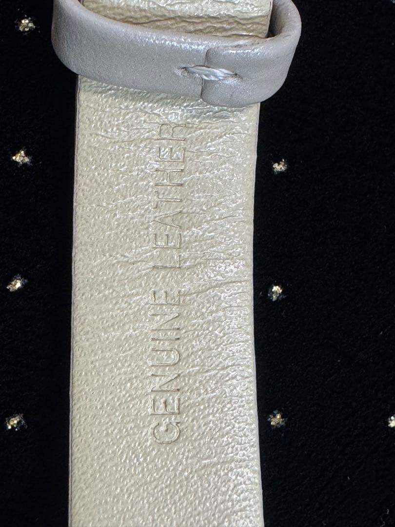 SWAROVSKI アナログ腕時計　新品電池交換済✨