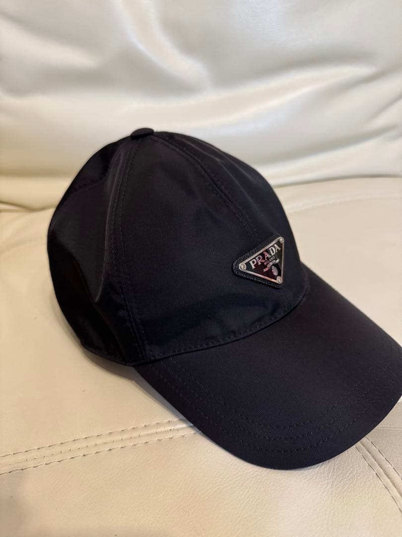 PRADA ベースボールキャップ M