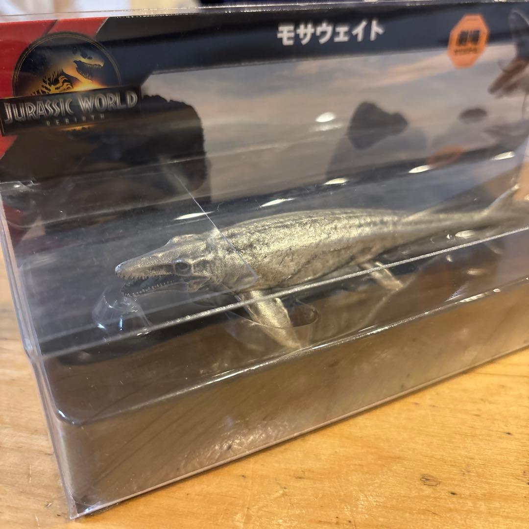 モサウェイト　ジュラシックワールド　復活の大地　モササウルス　ペーパーウェイト