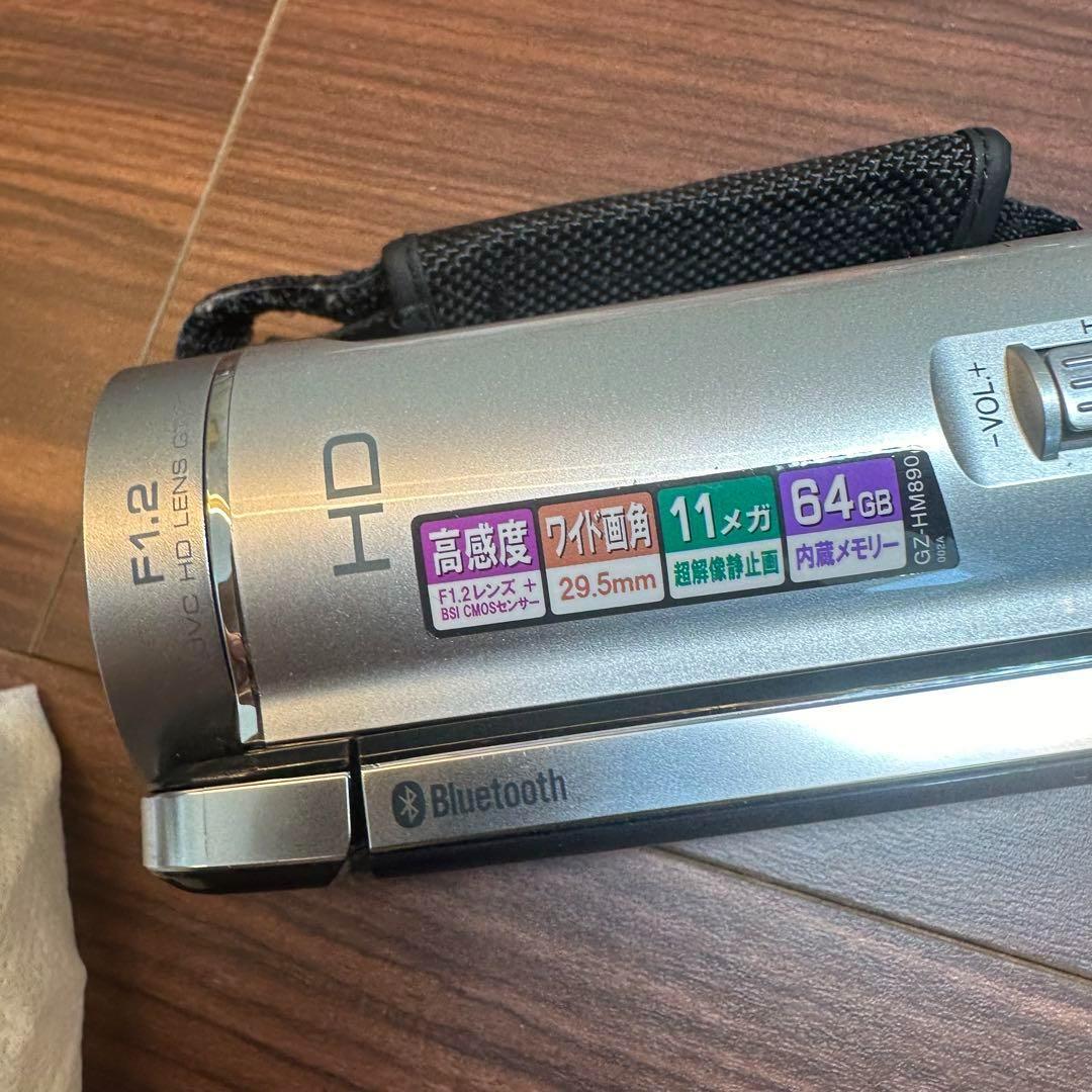 ほぼ未使用 Victor JVC GZ-HM890-S ビデオカメラ 0121