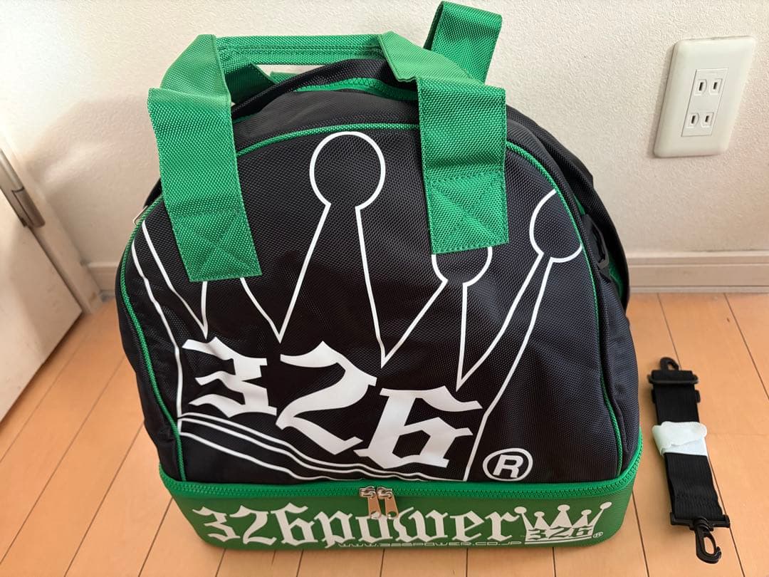 326power ヘルメットバッグ　黒×緑　ブラック　グリーン