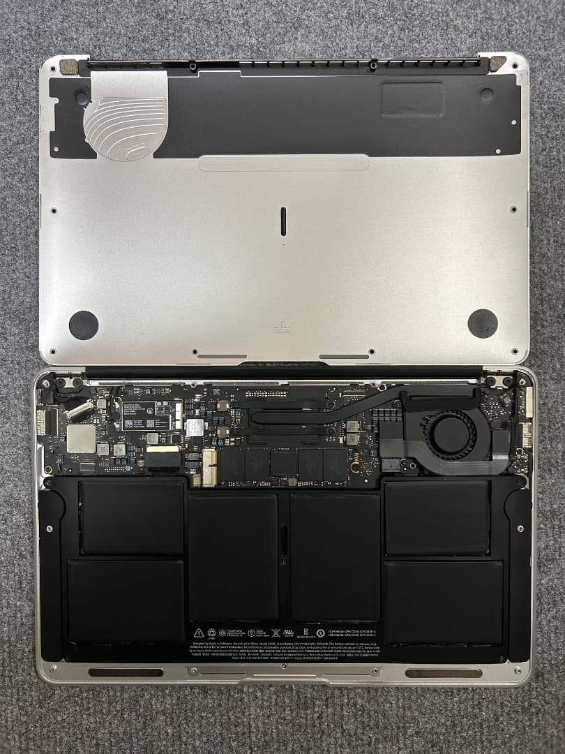 y.MacBook Air 2015 1.6Ghz 128Gb USキー