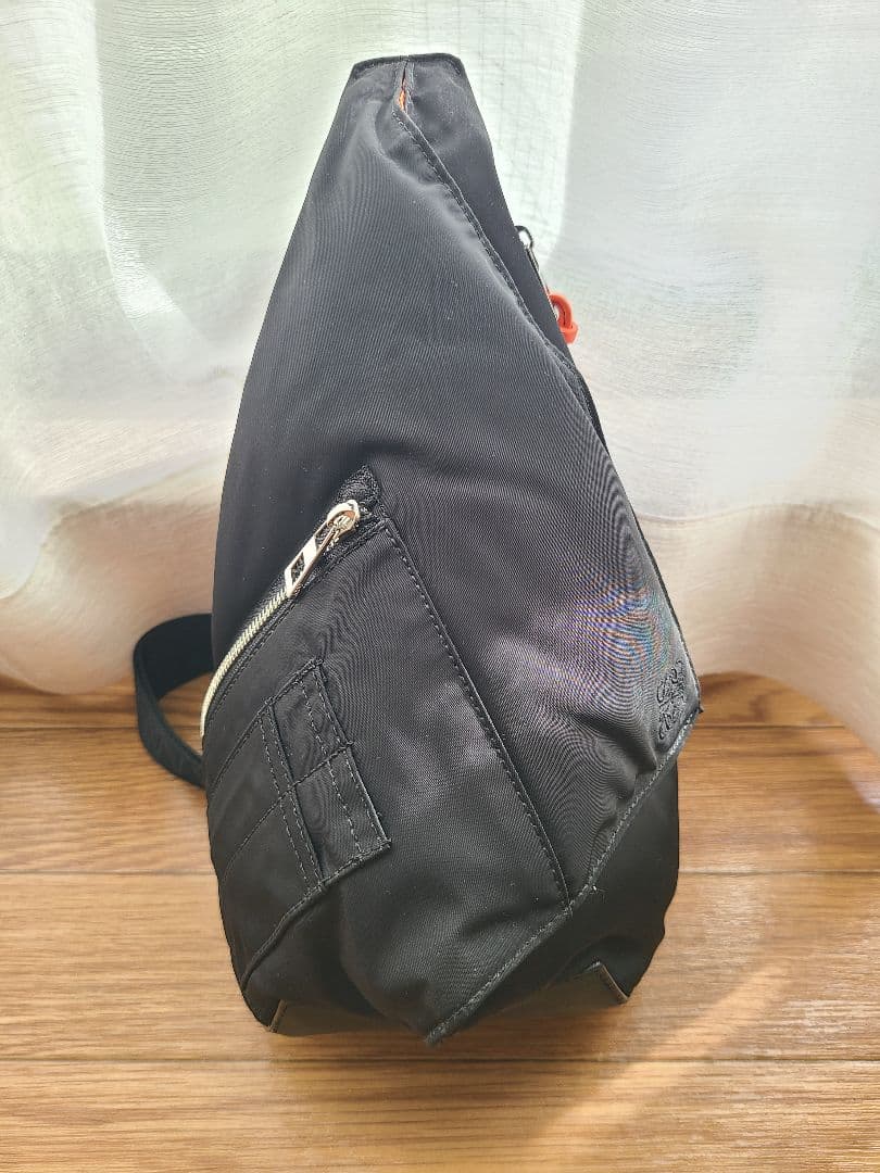 LOEWE　ロエベ　アントンスリング　クロスボディーバック　メンズ