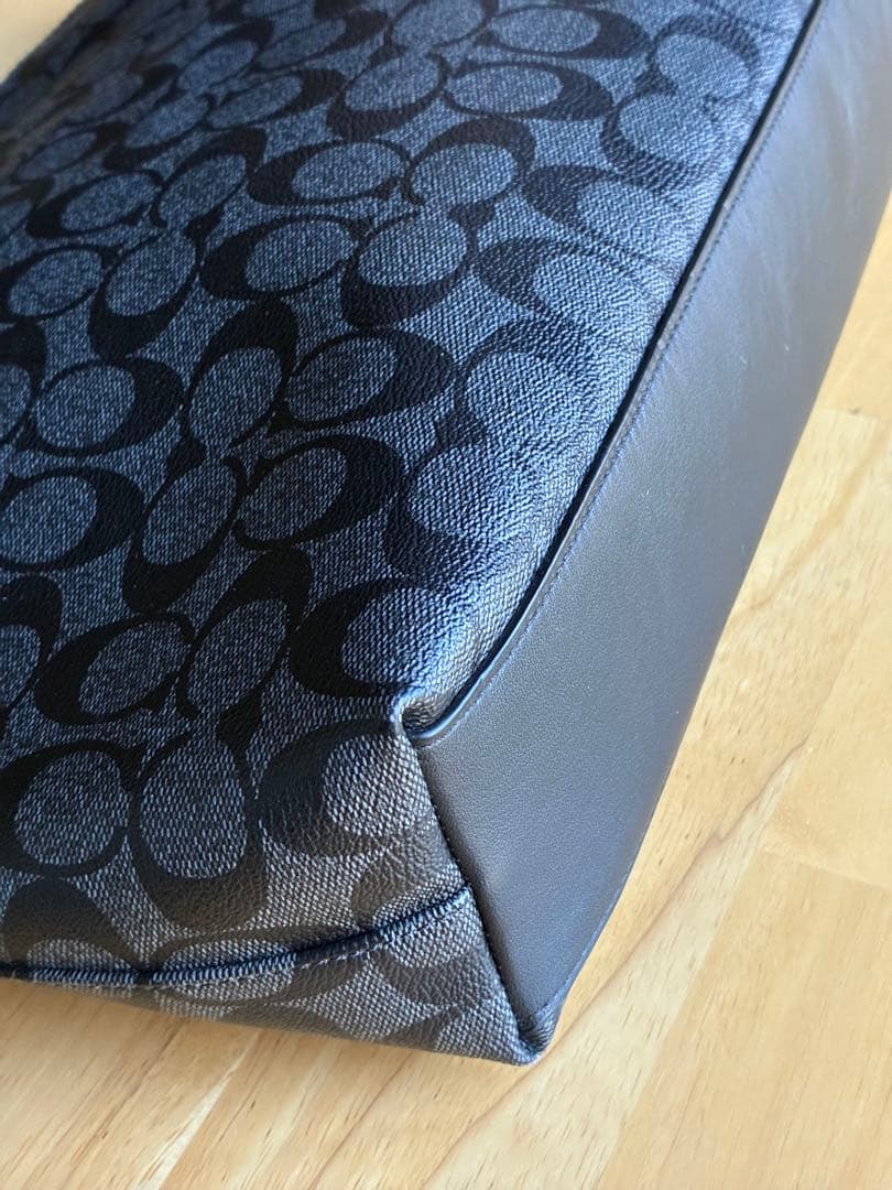 本日終了　美品　COACH グラハムメッセンジャーバッグ レザーPVC