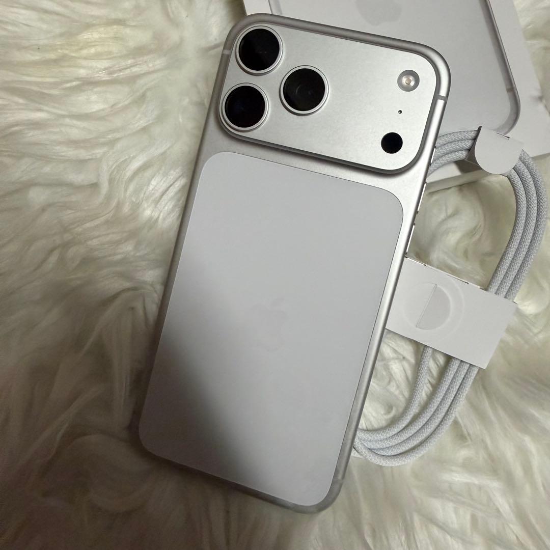 iPhone17 pro max 即日発送