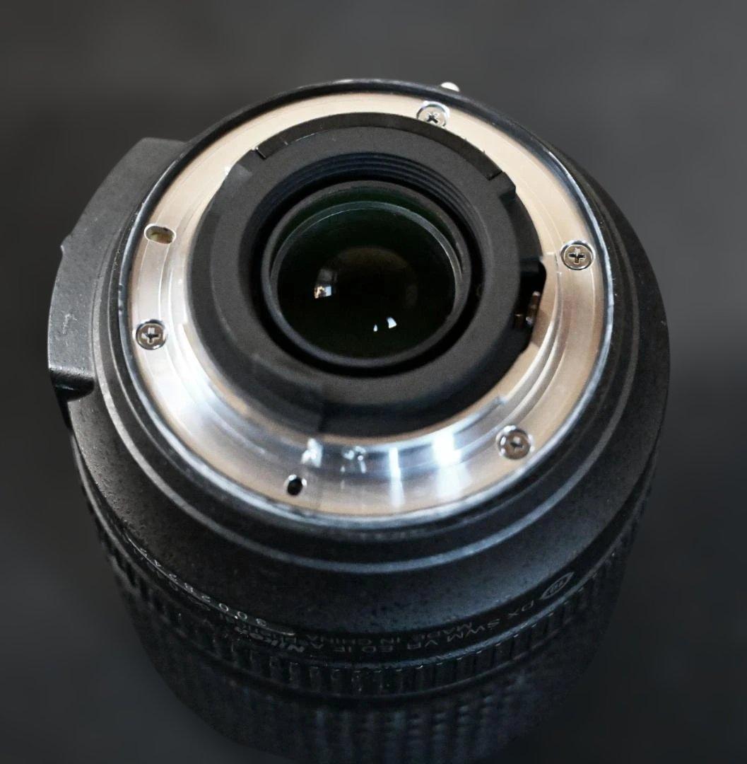 Nikon D7200 　18-140mmズームレンズキット【美品】