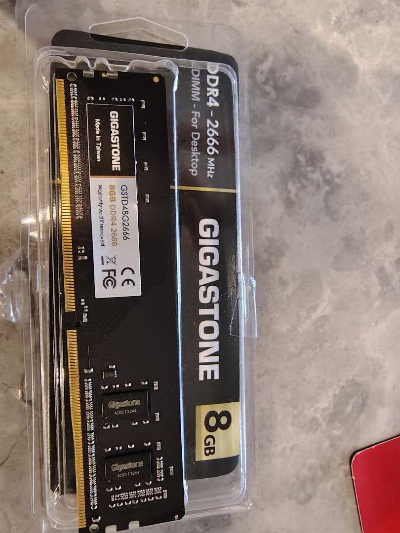 GIGASTONE DDR4-2666 8GB メモリ　✕３枚