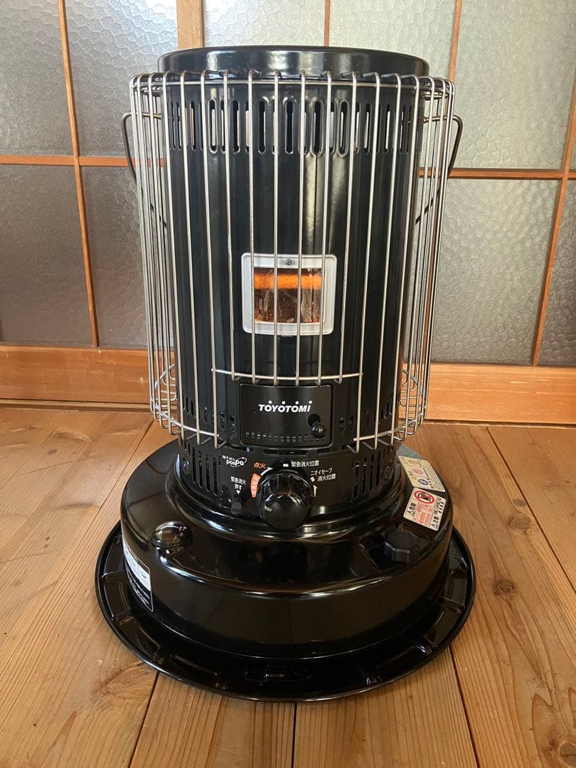 トヨトミ KS-67H 灯油ストーブ