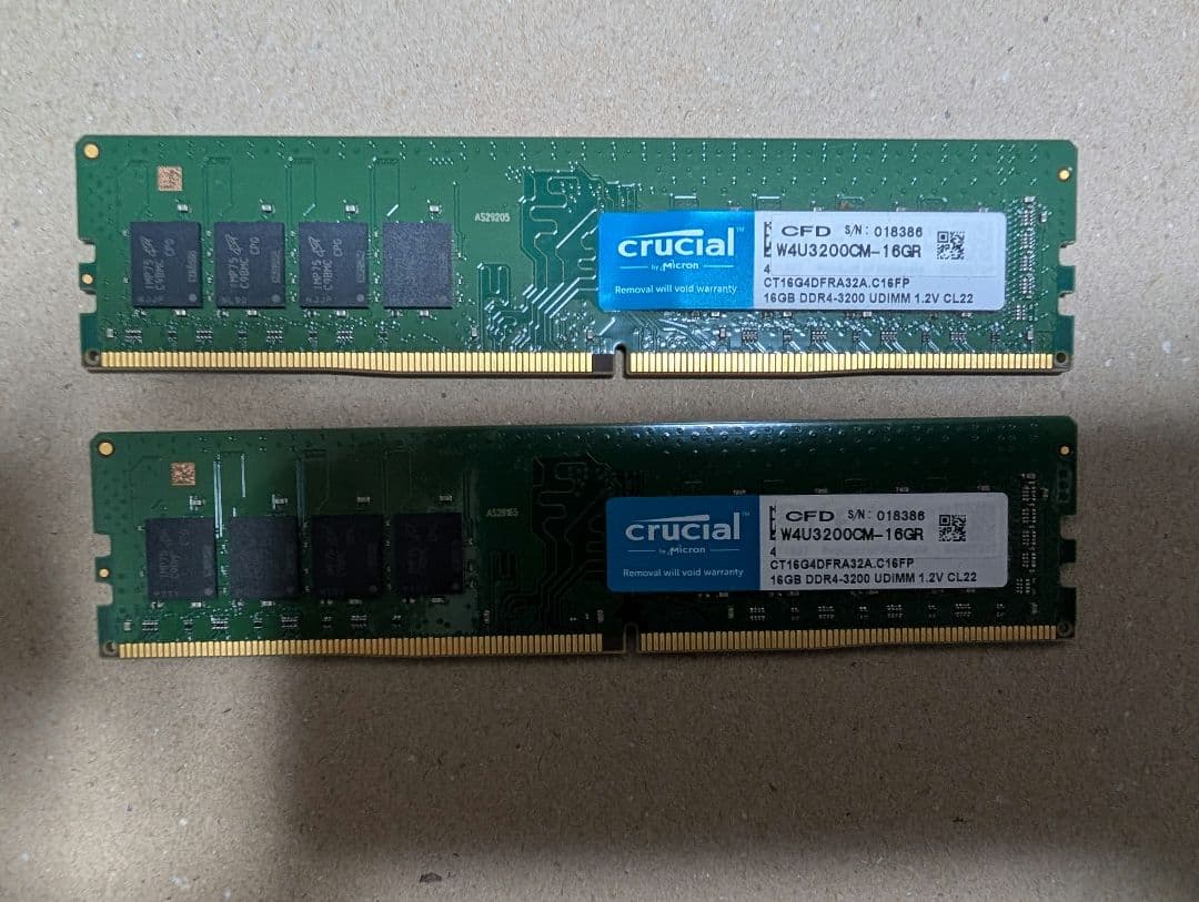 Crucial メモリ DDR4 16GB×2枚 (32GB) 動作確認済み