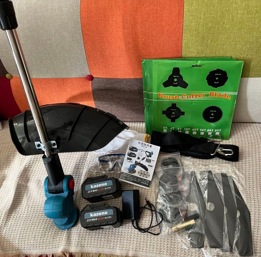 カゼノ草刈機　充電式　バッテリー2個、充電器、替刃、工具、取説など付き
