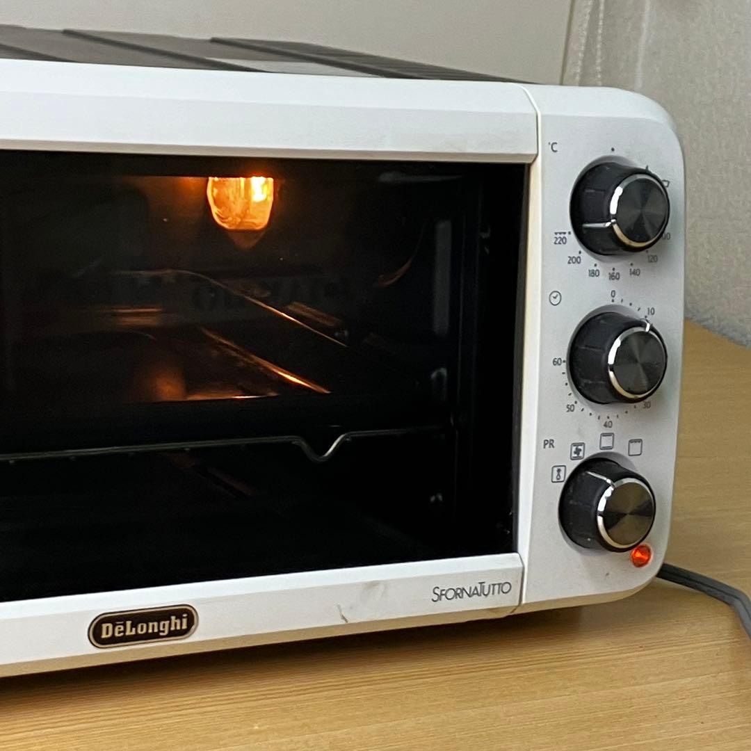 DeLonghiデロンギ コンベクションオーブン E012562J