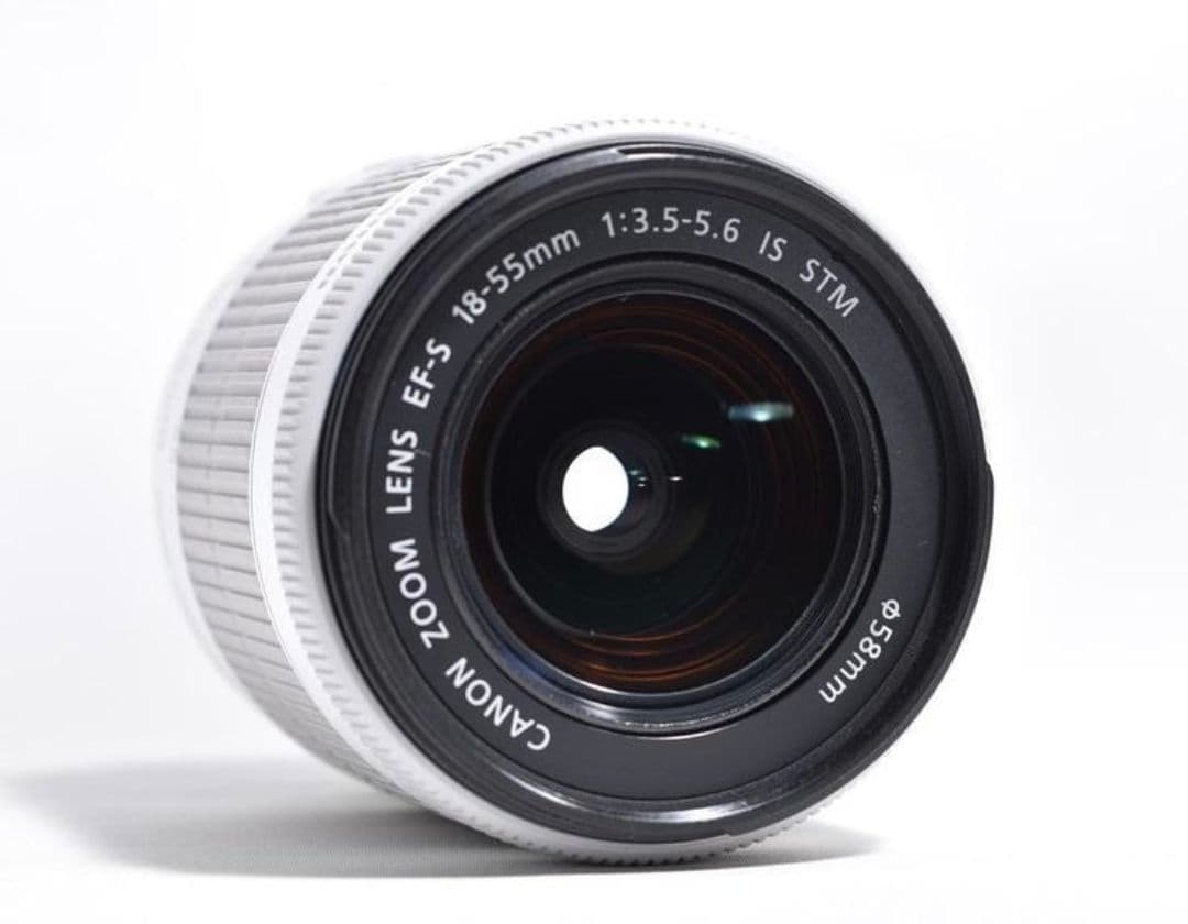 1月7日限定【希少ホワイト】Canon EOS Kiss X7 レンズキット