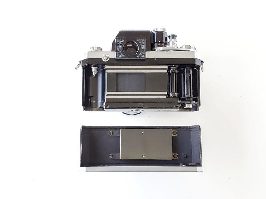 Nikon Fボディ NIKKOR-S F2レンズ、フォトミックファインダー付き