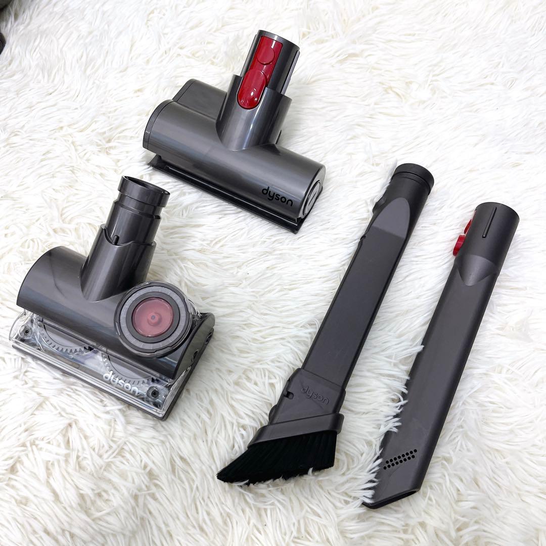 dyson ダイソン DC63 サイクロン式掃除機 美品