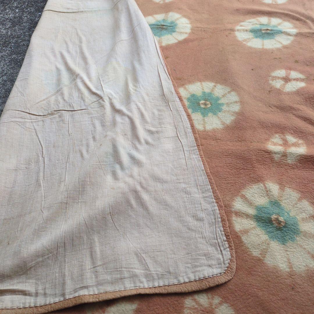 段通　中国段通　毛氈　アンティーク　古布　ラグ　骨董　中国古毯　茶道具　チベッ