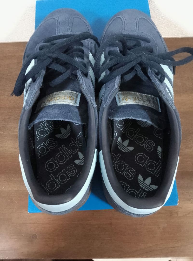 【美品】26㎝ アディダス ハンドボールスペツィアル　BD7633