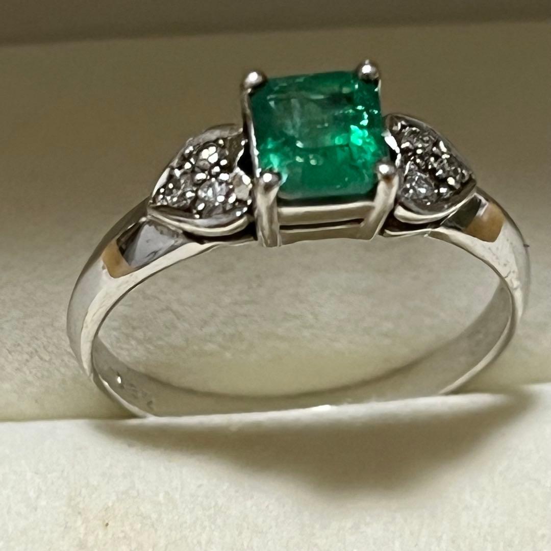 0.62ctエメラルドダイヤモンドリング