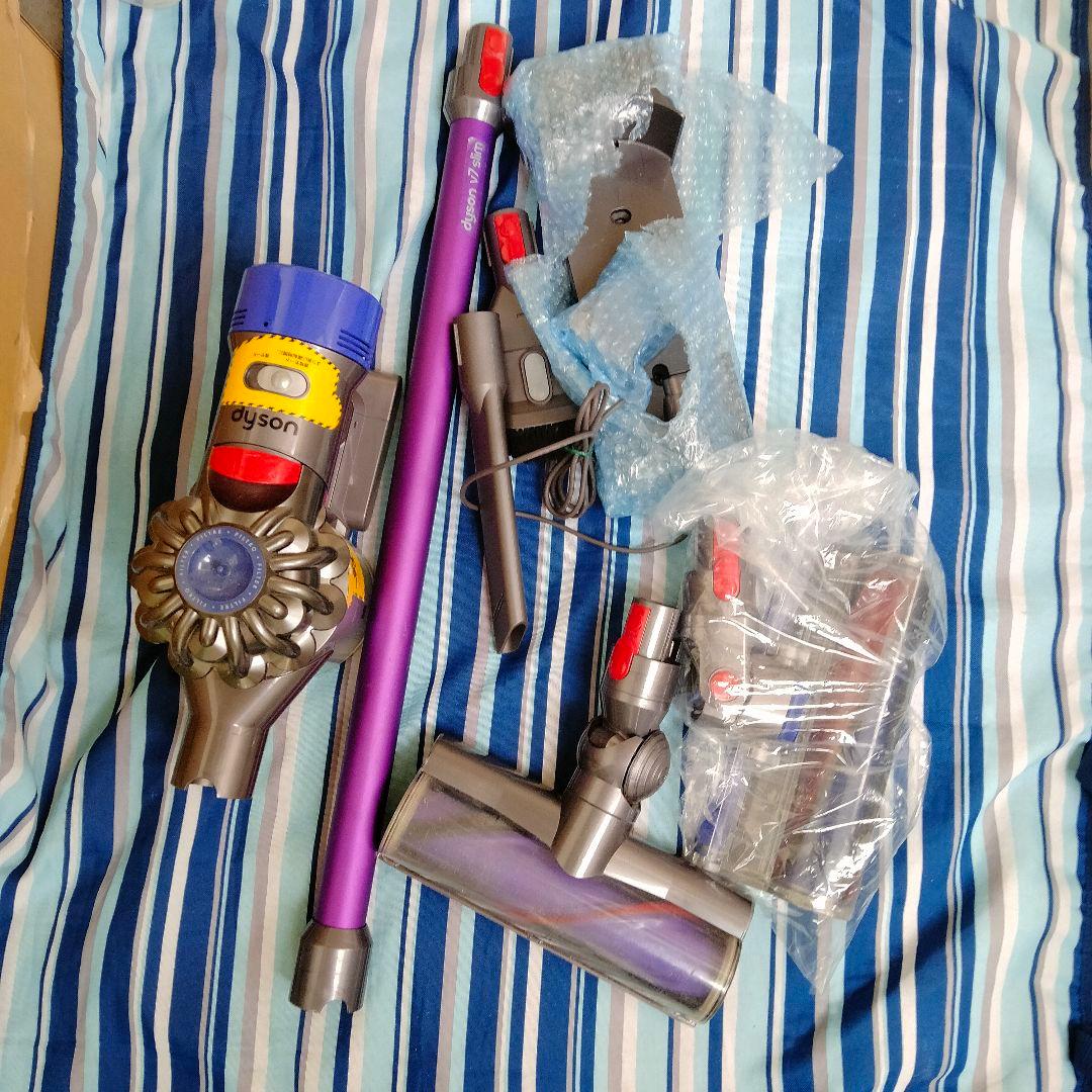 付属品多数Dysonｖ7 純正コードレス掃除機 多機能