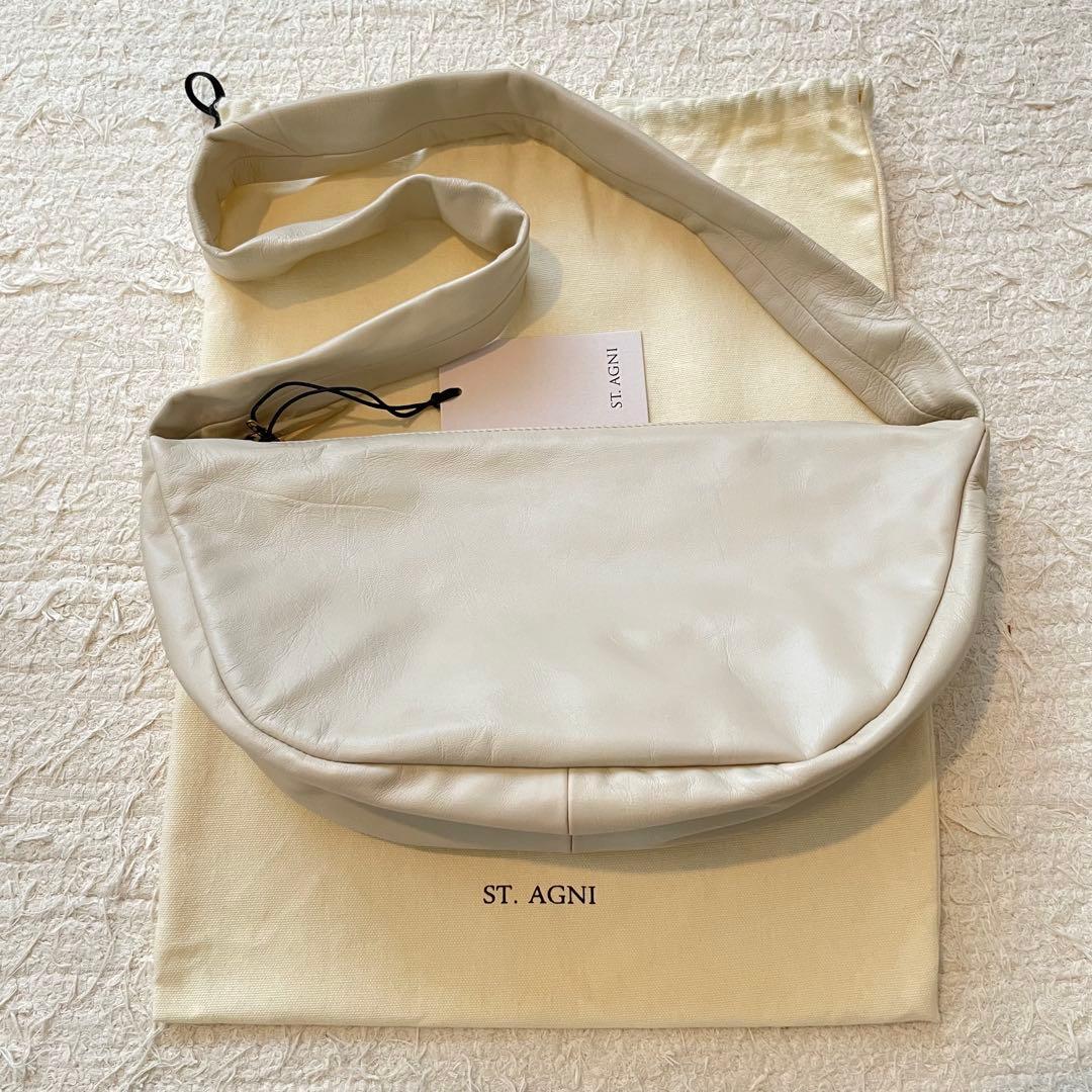セントアグニ バッグ アイボリー