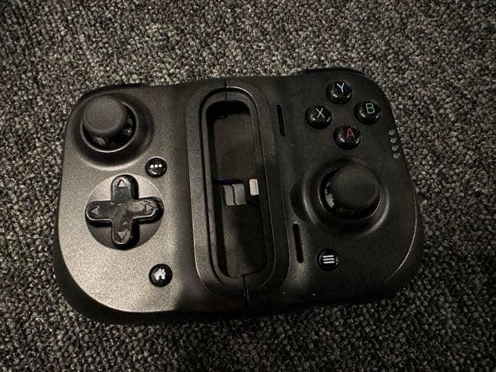 Razer Kishi for iPhone モバイル コントローラー