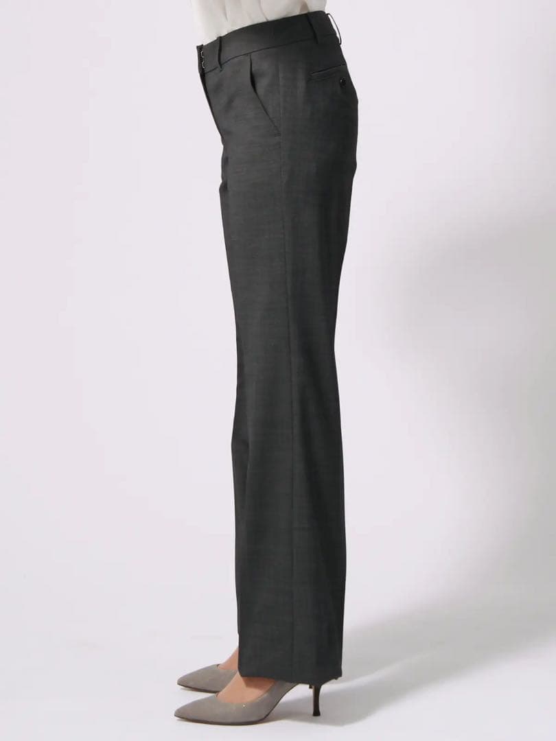 [未使用級]ザスーツカンパニー　現行品　大きいサイズ　パンツスーツセットアップ