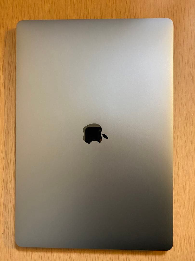美品 MacBook Pro 16GB/512GB 指紋認証, タッチパネル