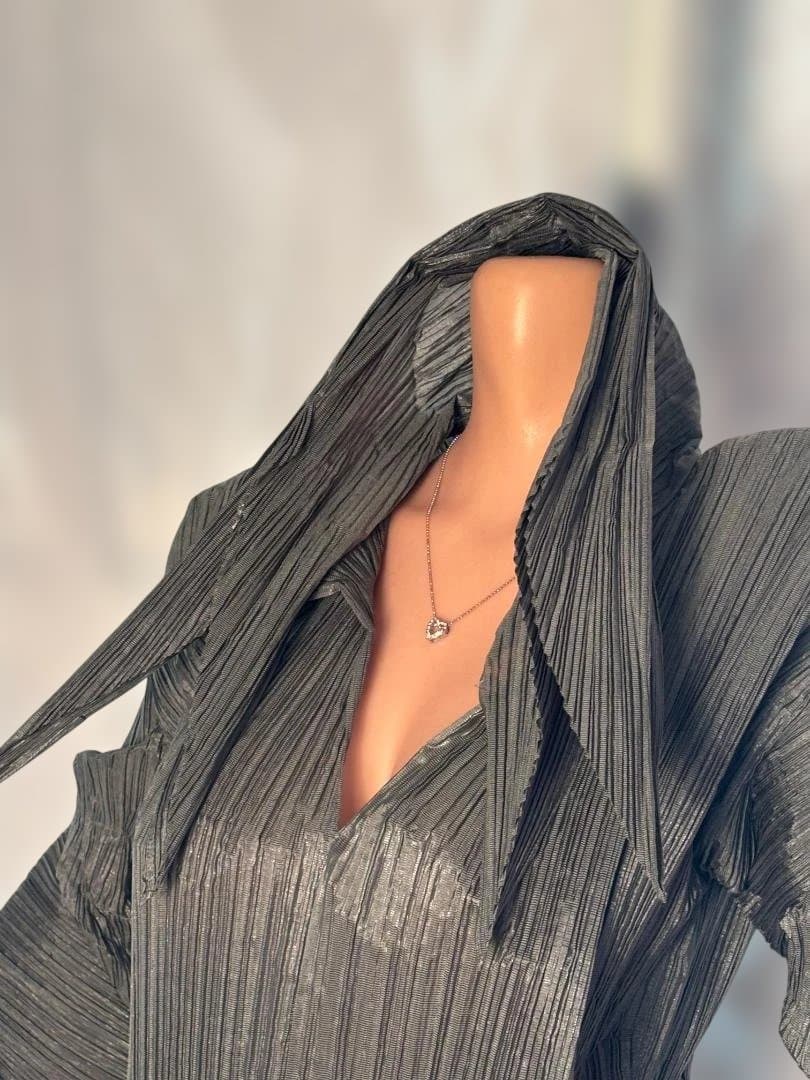 [超希少] ISSEY MIYAKE 変形 3D プリーツ トップス