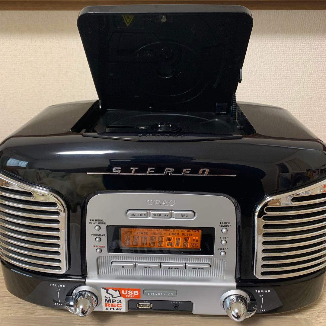 希少 TEAK レトロ CDラジオプレーヤー(本体美品ですが、、、 CD不可)