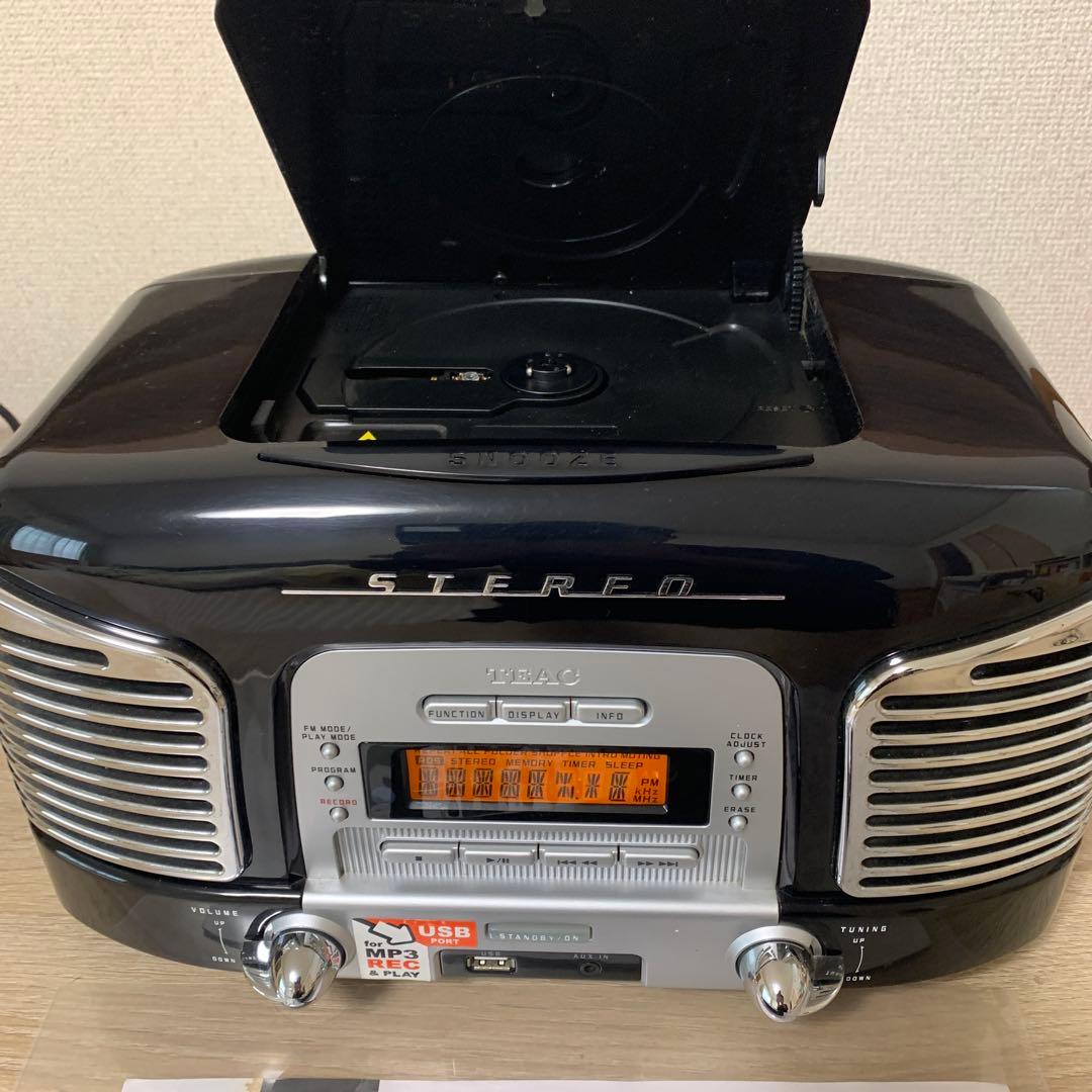 希少 TEAK レトロ CDラジオプレーヤー(本体美品ですが、、、 CD不可)