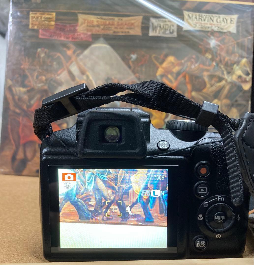 FUJIFILM FinePix S9800 デジタルカメラ