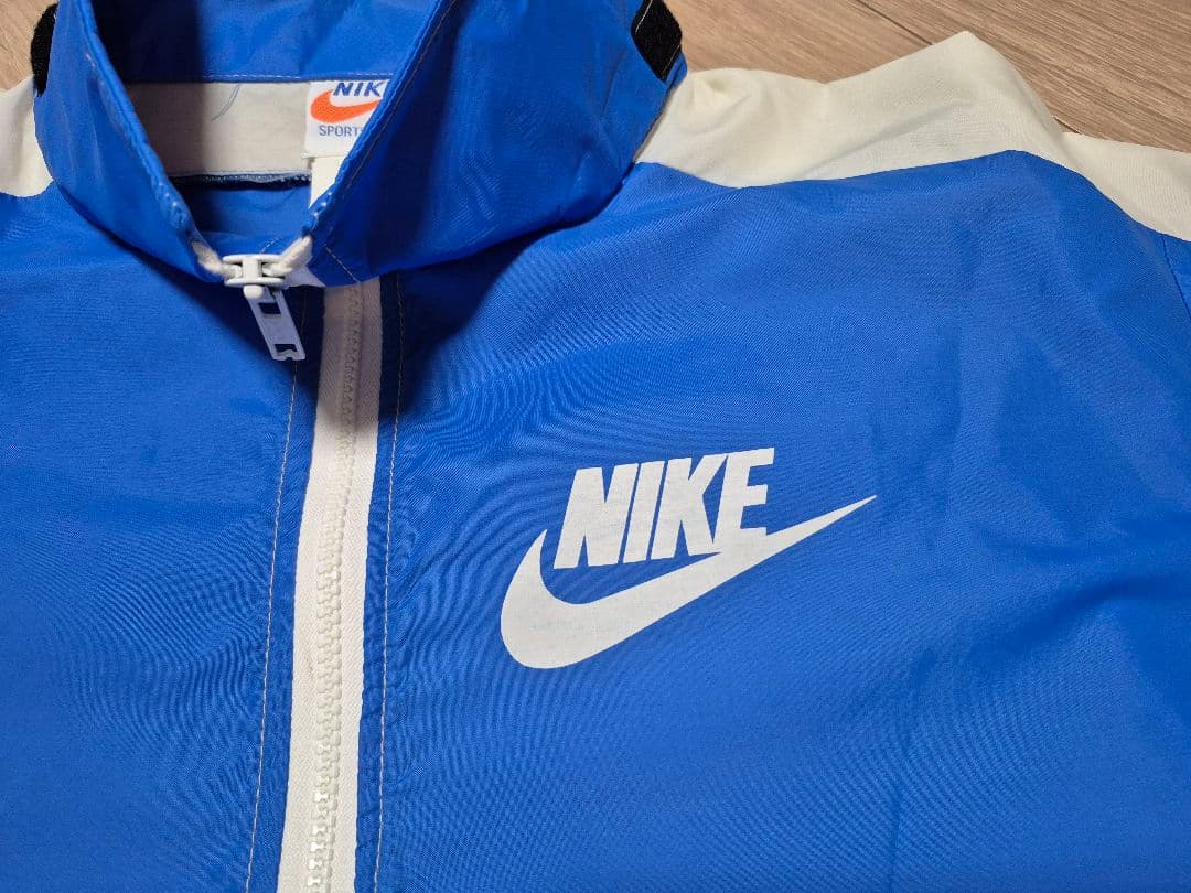 ヴィンテージ　ナイキ　ナイロンジャケット　オレンジタグ　70s　バックプリント