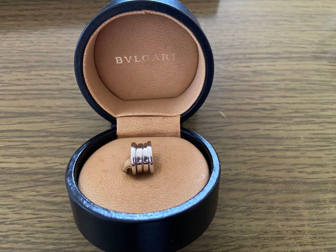 BVLGARI ネックレス(18金チェーンとトップはシルバー)